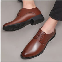 Load image into Gallery viewer, Mazefeng Fashion 2019 Spring Autumn Men Dress Shoes Business Male Leather Shoes Solid Color Men Work Shoes Slip-on Pointed Toe