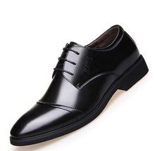 Load image into Gallery viewer, Mazefeng Fashion 2019 Spring Autumn Men Dress Shoes Business Male Leather Shoes Solid Color Men Work Shoes Slip-on Pointed Toe